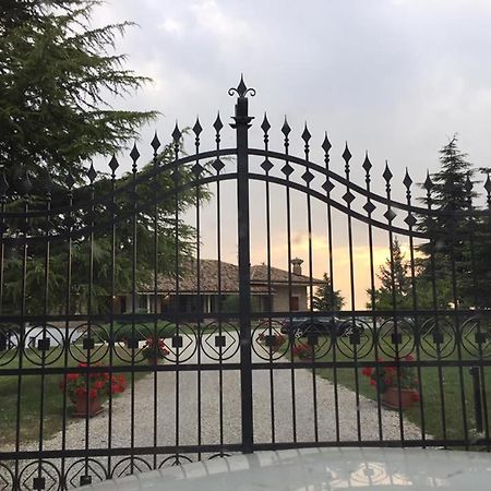 Agriturismo Ca Mignone Урбіно Екстер'єр фото